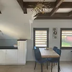 Apartment 5 Metrow Od Morza *