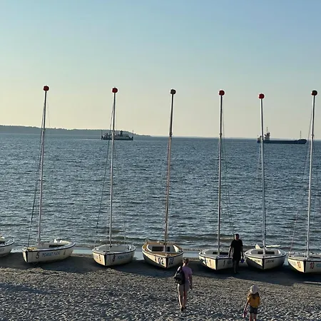 5 Metrow Od Morza * Rewa