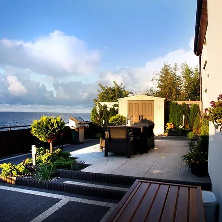 5 Metrow Od Morza Rewa