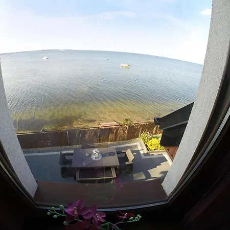 5 Metrow Od Morza Rewa