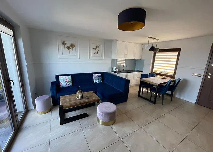 5 Metrow Od Morza Rewa