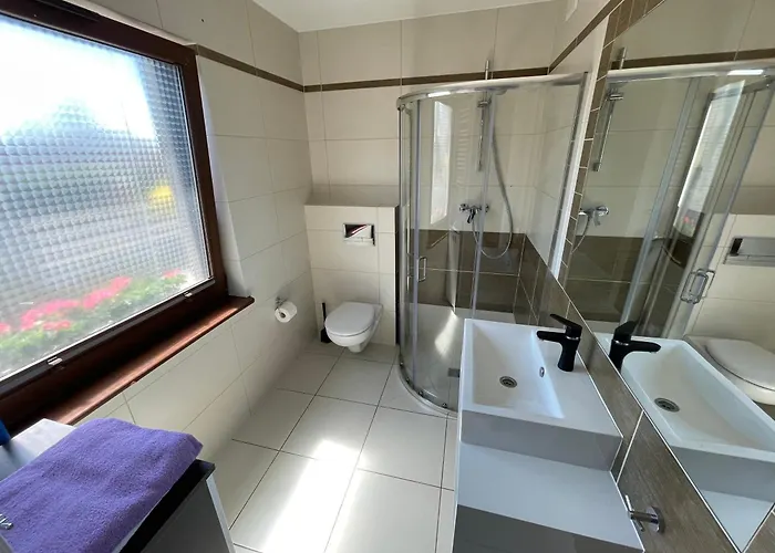 5 Metrow Od Morza * Rewa