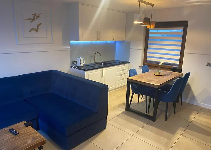 5 Metrow Od Morza Lägenhet Rewa